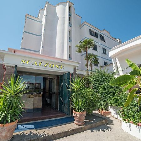 Albergo Scalzone Castel Volturno Exteriér fotografie